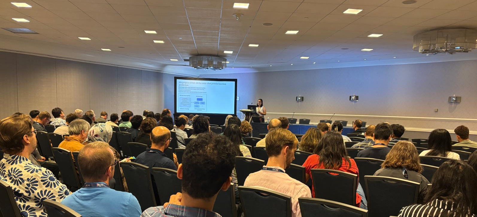 Gökçe Uludoğan and Buse Giledereli Present Their Work at ISMB 2026